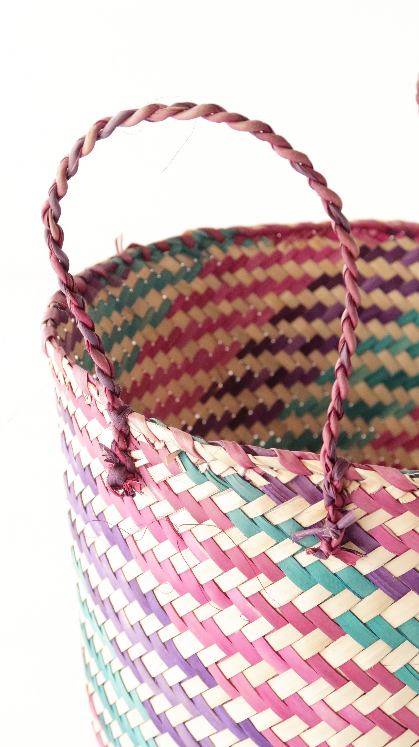 Eritrea かご / Basket  B