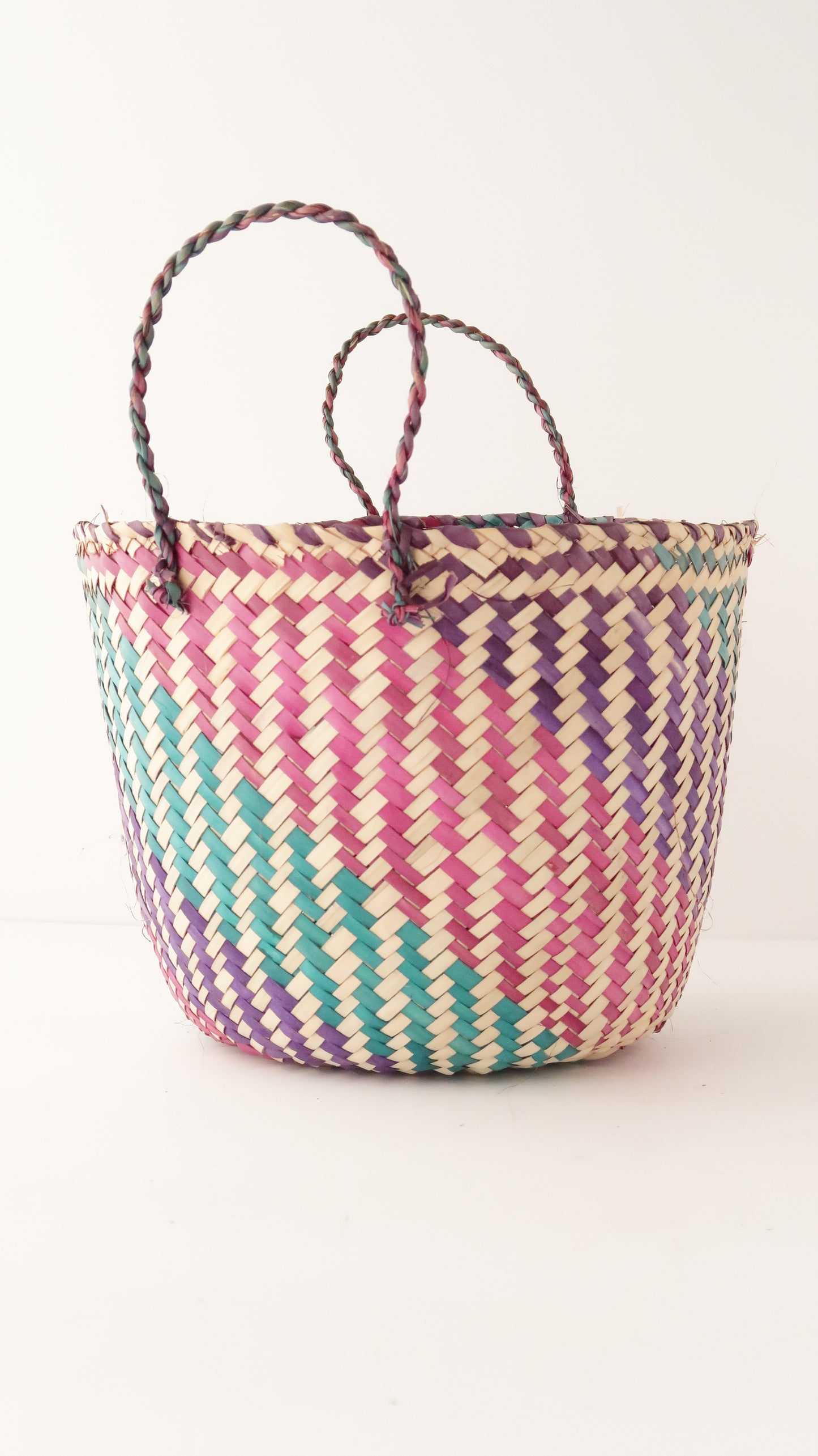 Eritrea かご / Basket  E